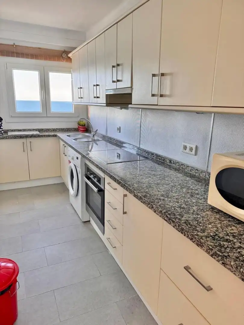 Piso de 90 m² en Algarrobo