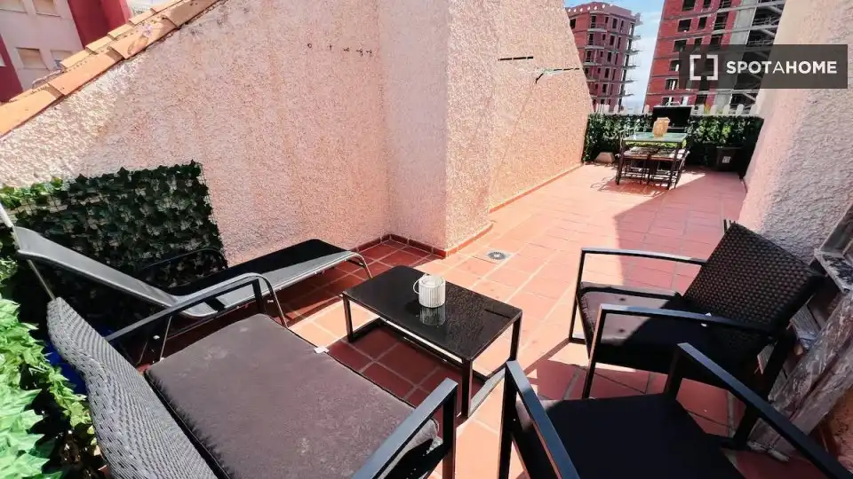 Habitación 81 m², España