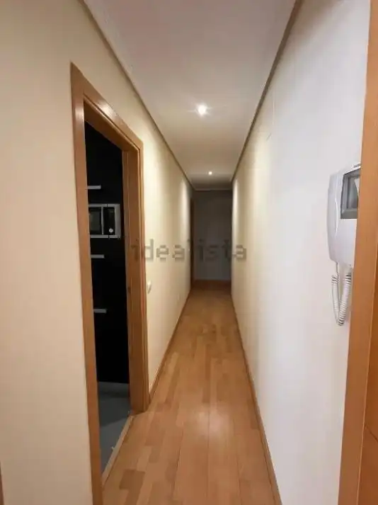 Piso de 90 m² en Almería