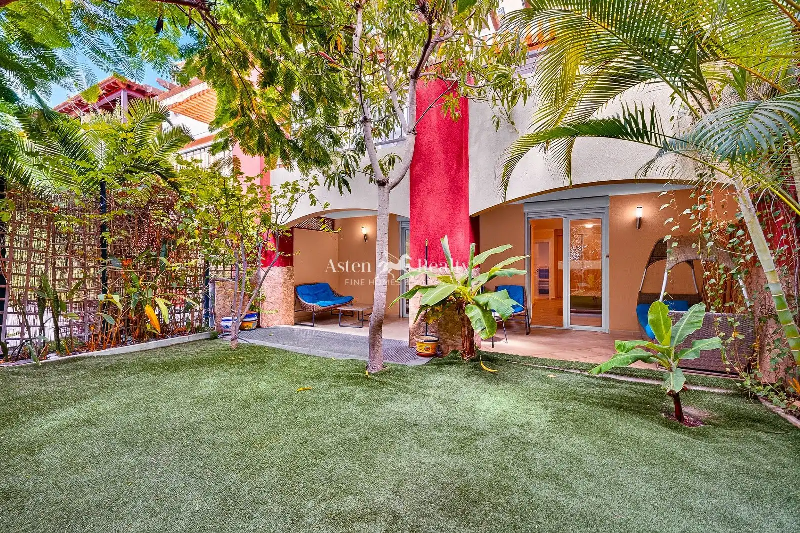 Casa de 325 m² en Arona