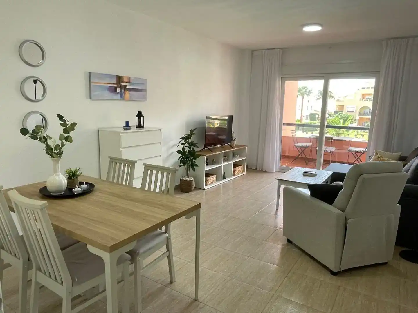 Piso de 85 m² en Roquetas de Mar