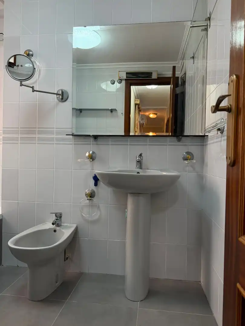 Habitación 100 m², Almería