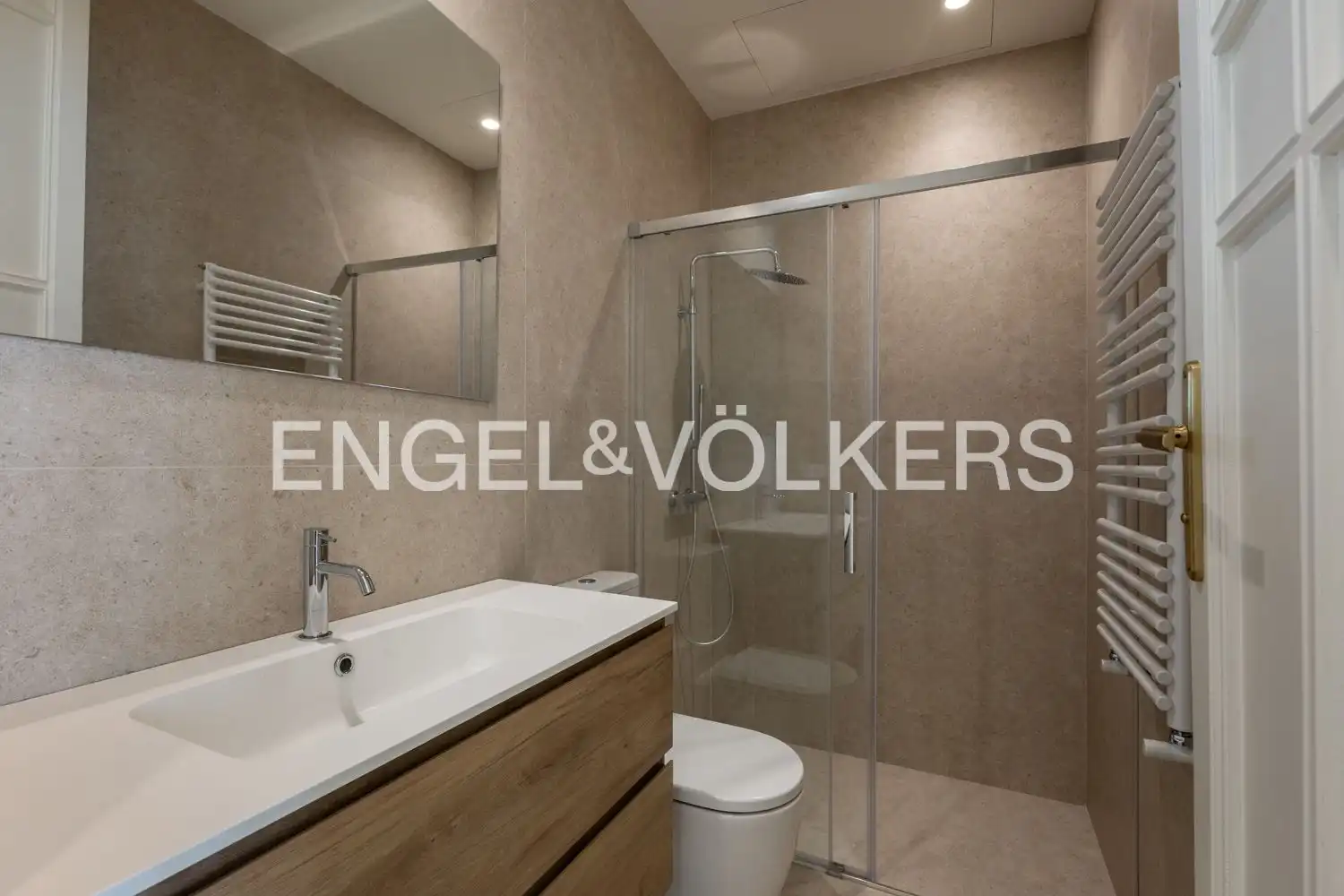 Pis de 180 m² a València