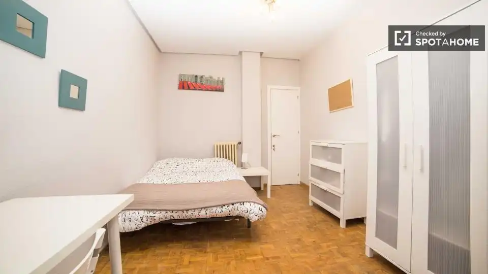 Habitación 110 m², Valencia