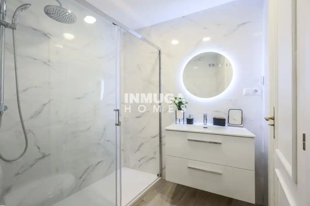 Wohnung 101 m² in Madrid