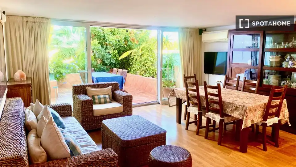 Habitación 184 m², Roquetas de Mar