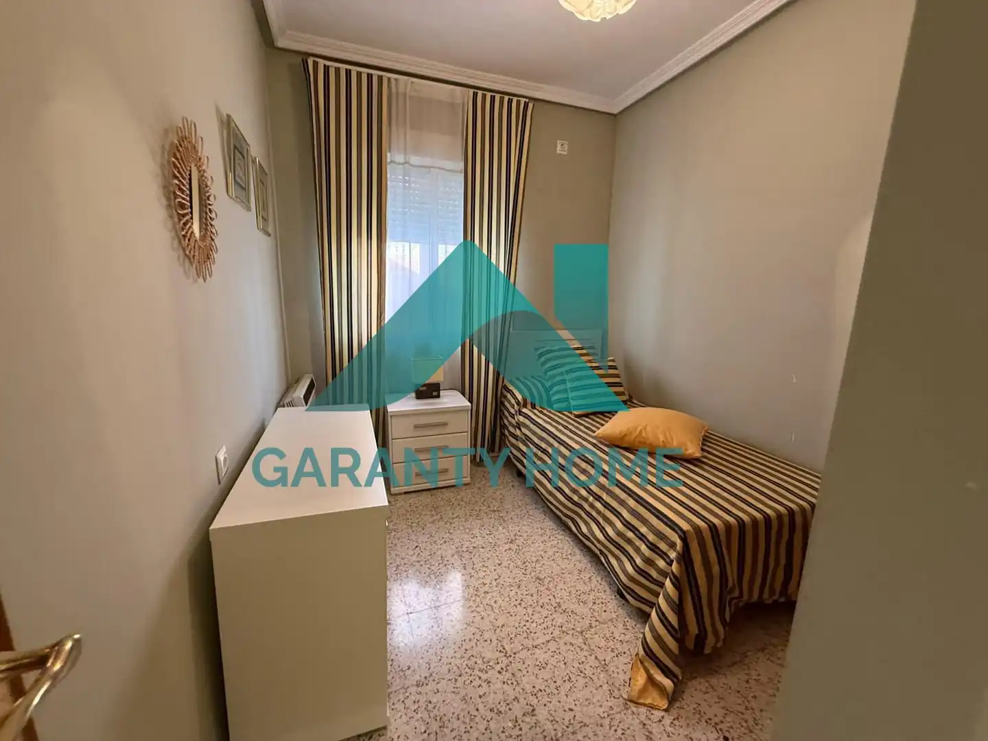 Piso de 90 m² en Cáceres