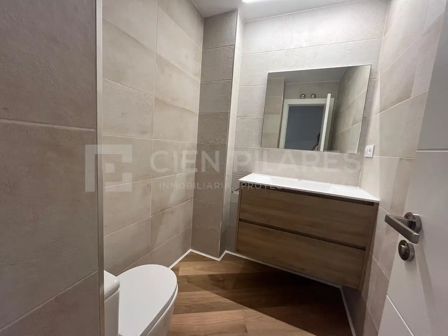 Habitación 195 m², Logroño