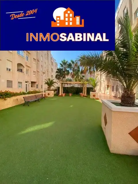 Piso de 136 m² en Roquetas de Mar