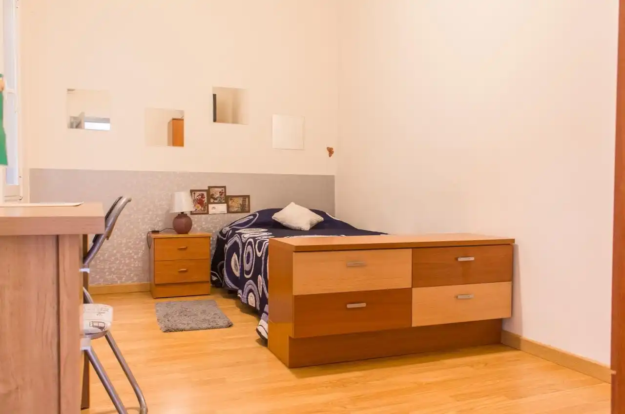 Habitación 12 m², Ourense