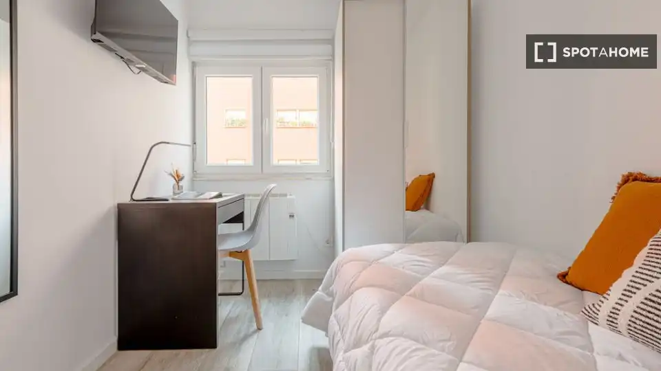 Habitación 75 m², Santander