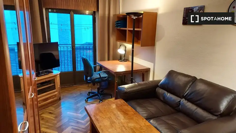 Habitación 129 m², Salamanca