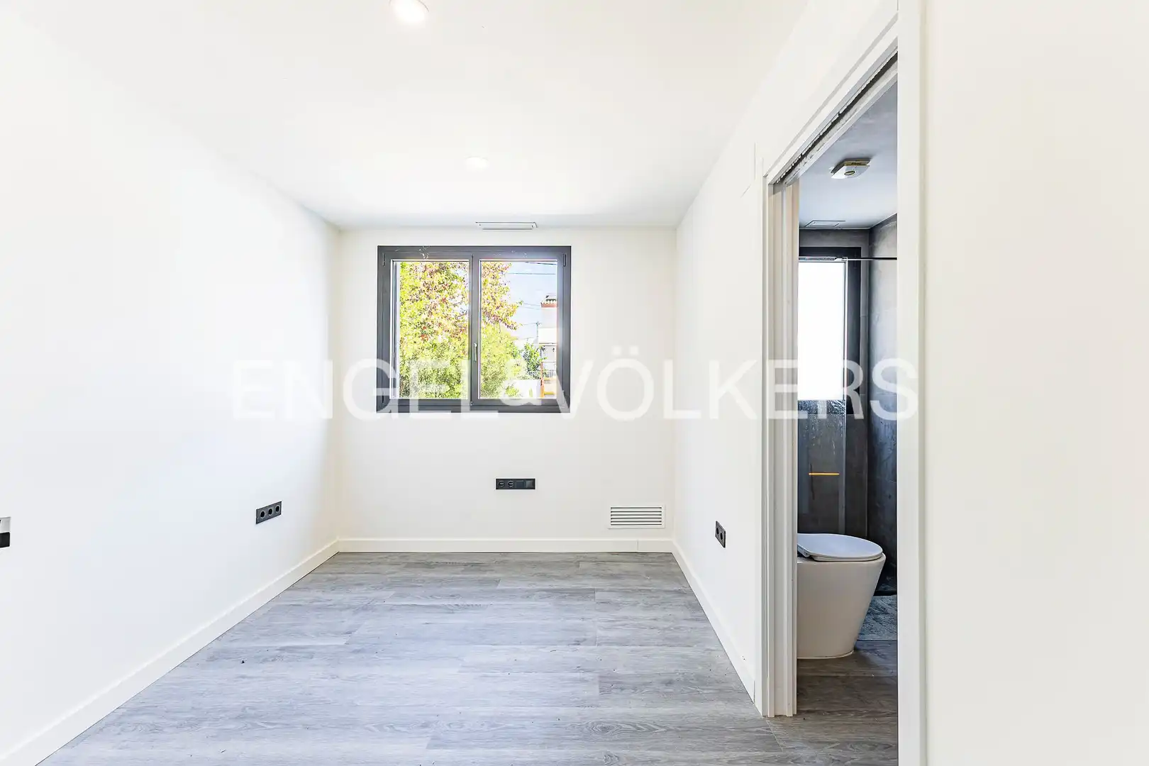 Casa de 300 m² a Pallejà