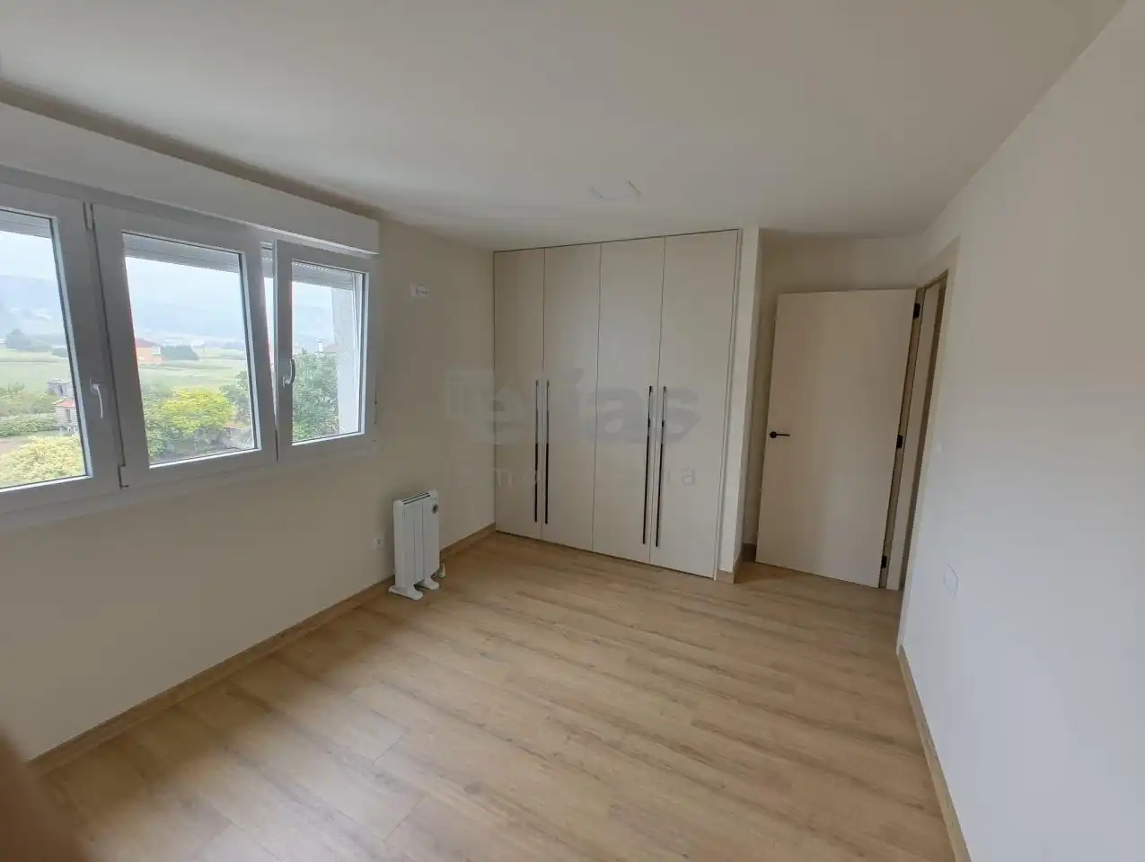 Flat 122 m² in Vimianzo