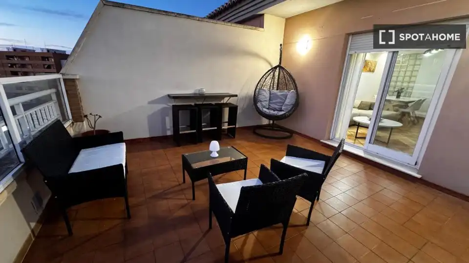 Habitación 120 m², Dénia