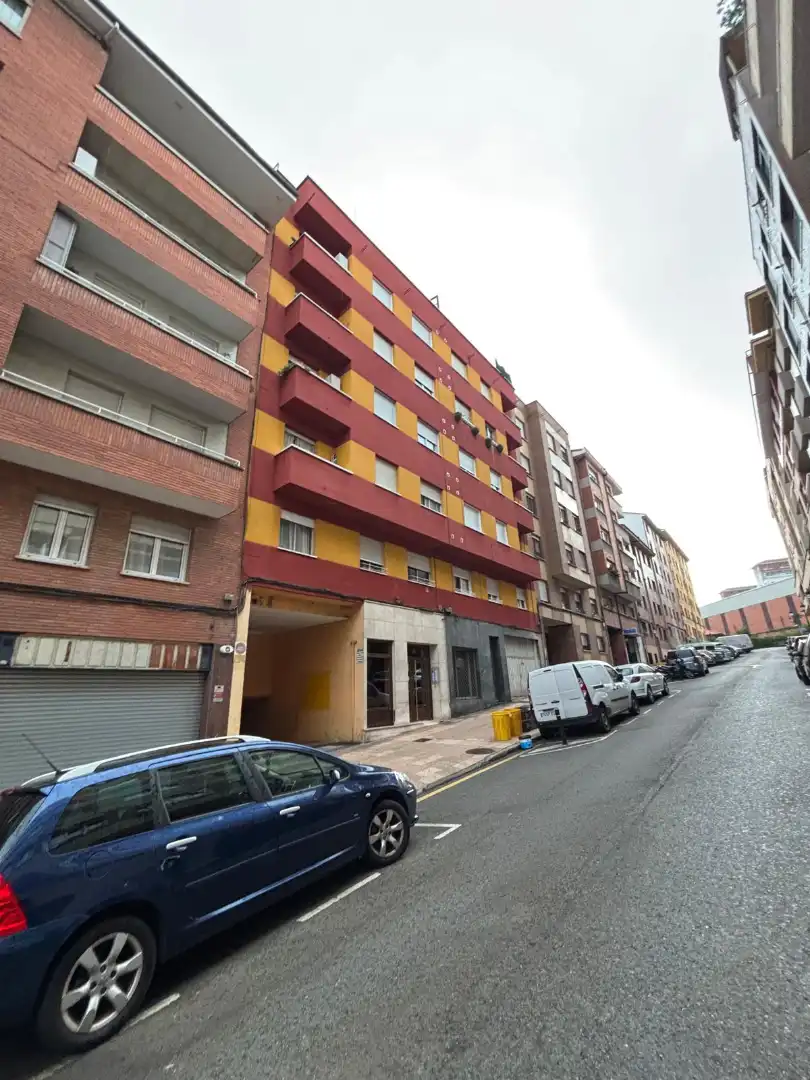 Pis de 45 m² a Oviedo