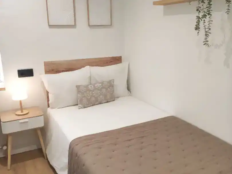 Habitación 90 m², Ávila