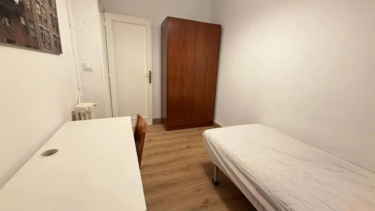 Piso de 95 m² en Ourense