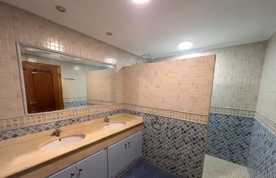 Piso de 504 m² en Linares