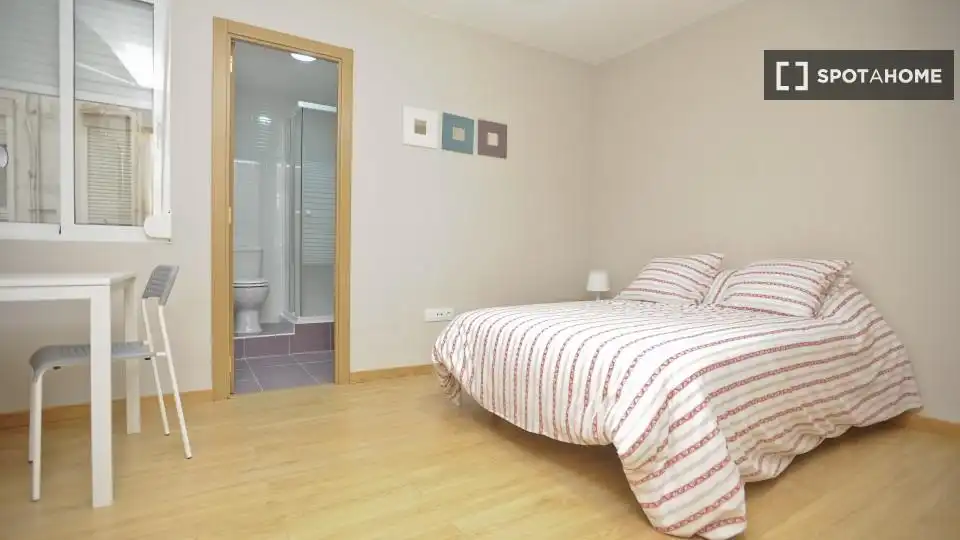 Habitación 150 m², Valencia