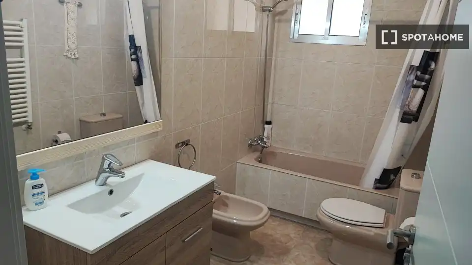 Habitación 104 m², Santander