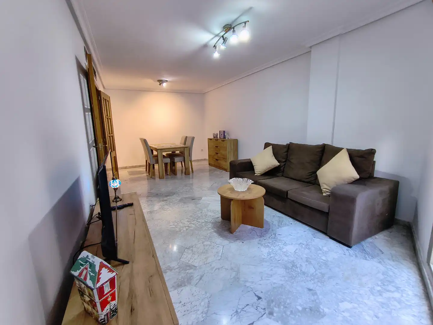 Piso de 90 m² en Alicante