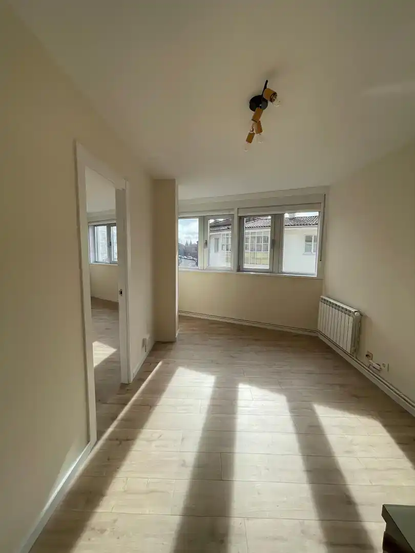 Piso de 90 m² en Santiago de Compostela