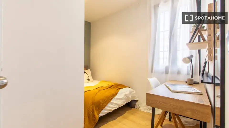 Habitación 144 m², Madrid