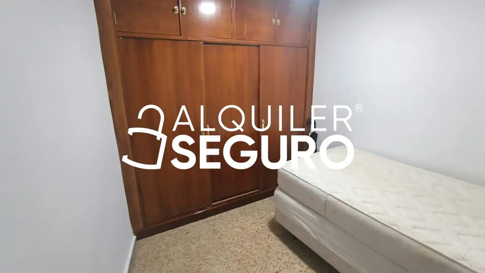 Piso de 75 m² en Sevilla