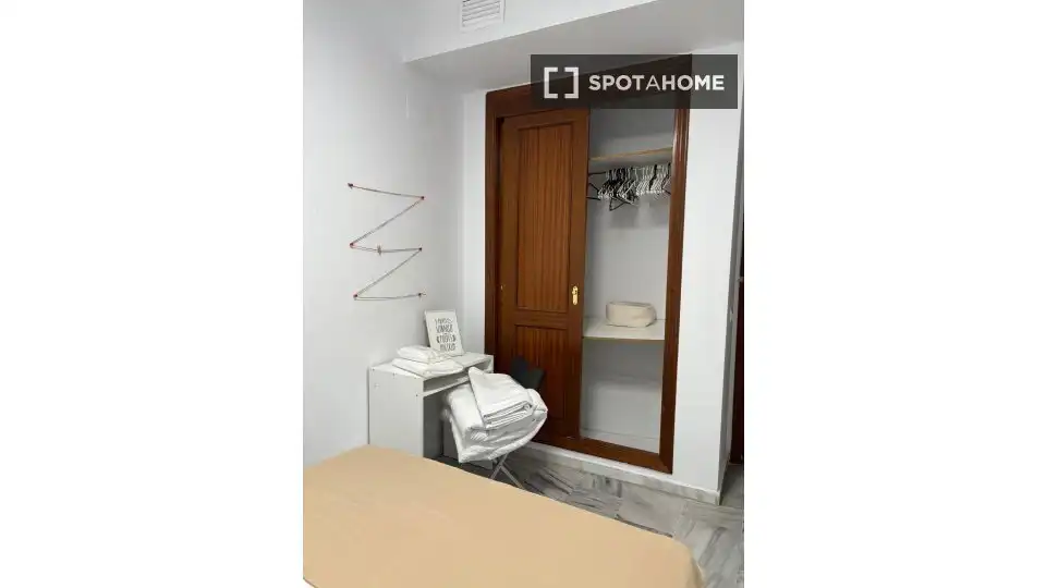 Habitación 138 m², Sevilla