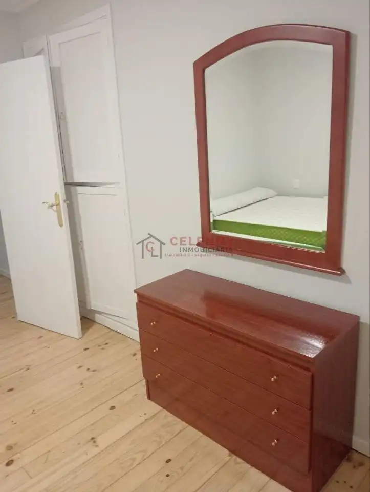 Casa de 80 m² en San Cibrao das Viñas