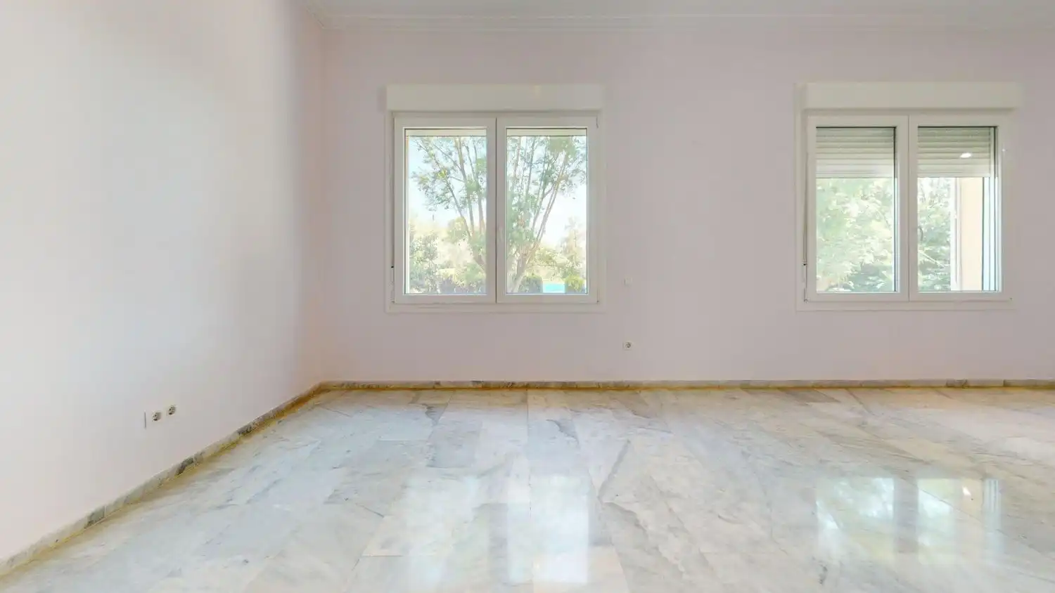 Casa de 370 m² en Mairena del Aljarafe