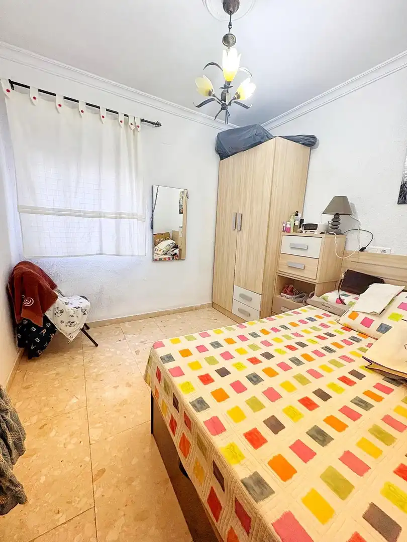Piso de 80 m² en Huelva