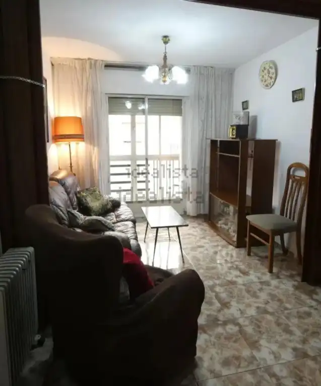 Piso de 90 m² en Granada