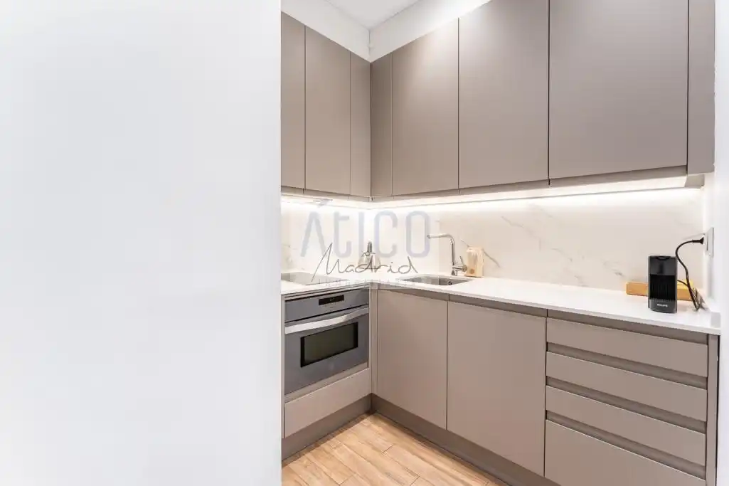 Wohnung 70 m² in Madrid