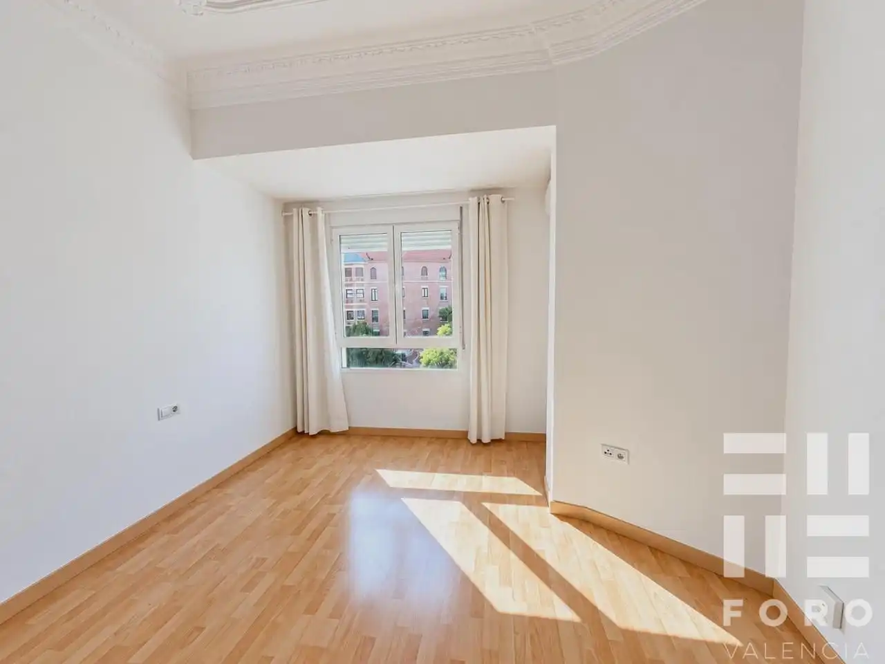 Wohnung 93 m² in Valencia