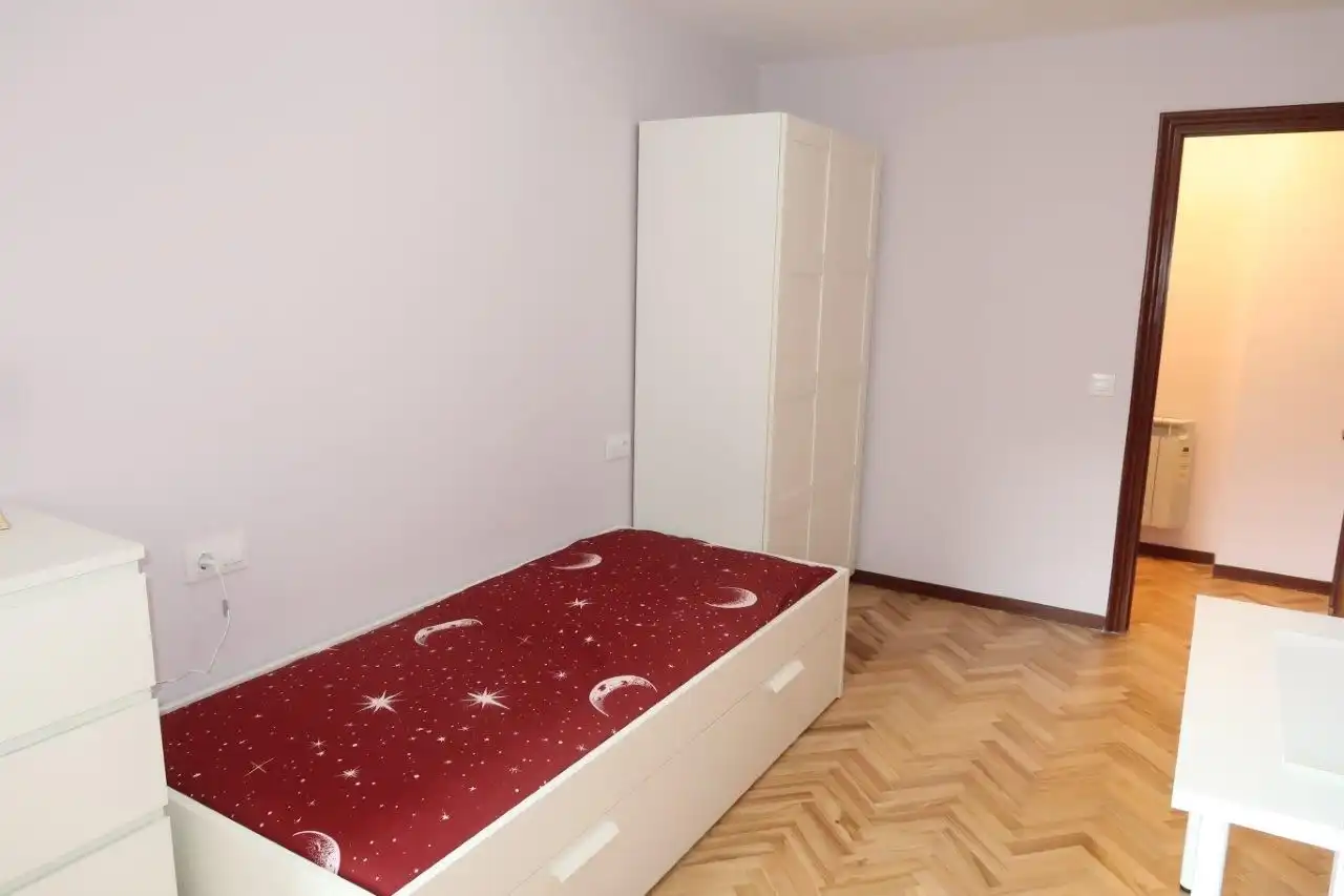 Flat 96 m² in A Coruña
