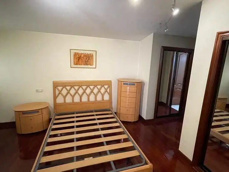 Piso de 78 m² en Poio