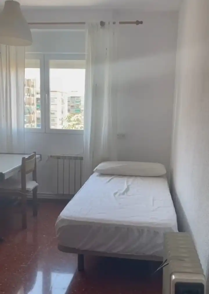 Habitación 100 m², Granada