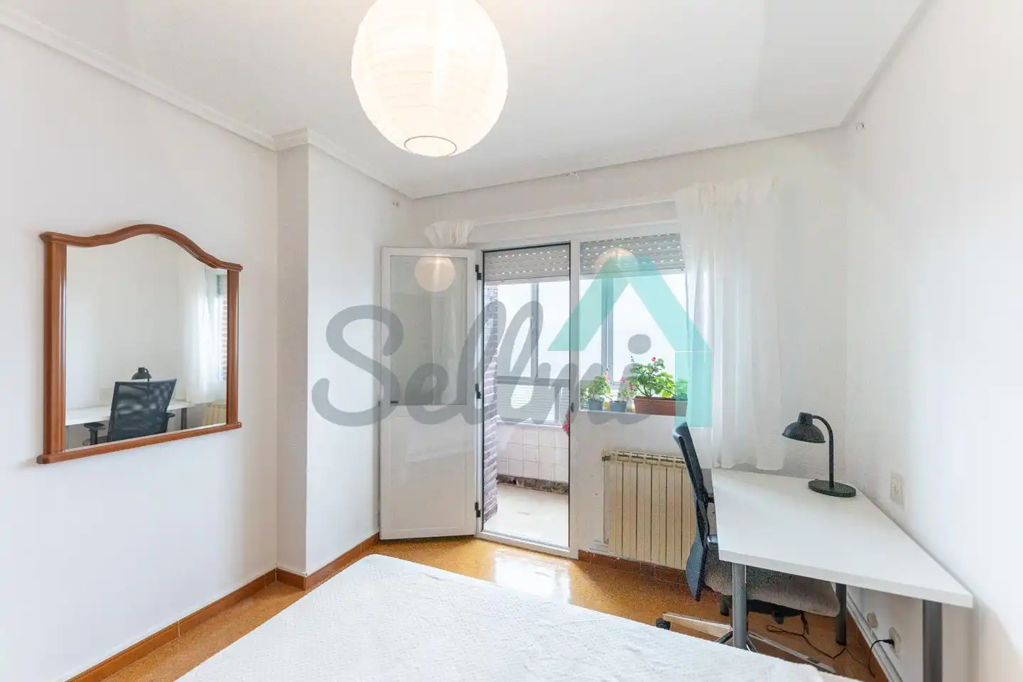 Piso de 80 m² en Oviedo