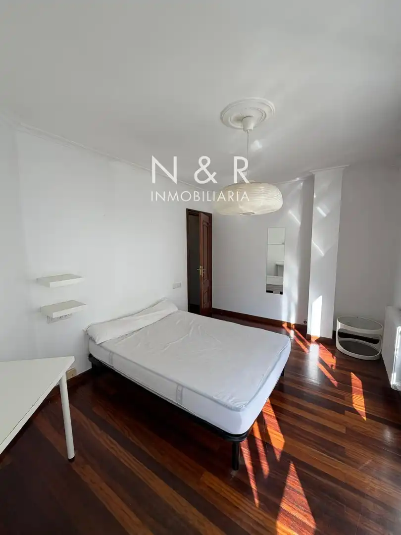 Piso de 118 m² en Santiago de Compostela