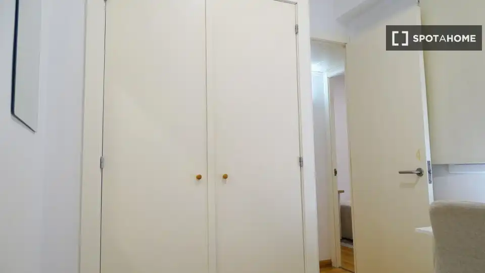 Habitación 90 m², Barcelona