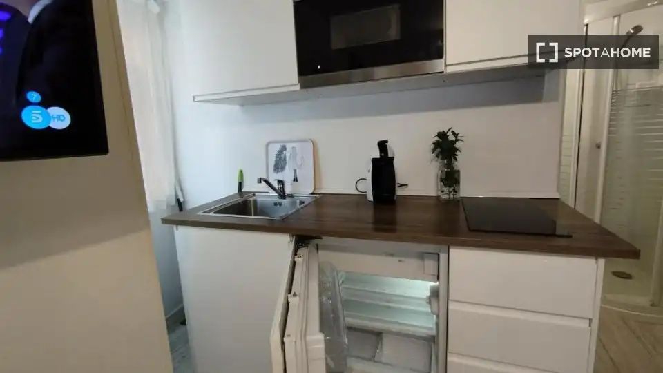 Habitación en alquiler, Mundaca
