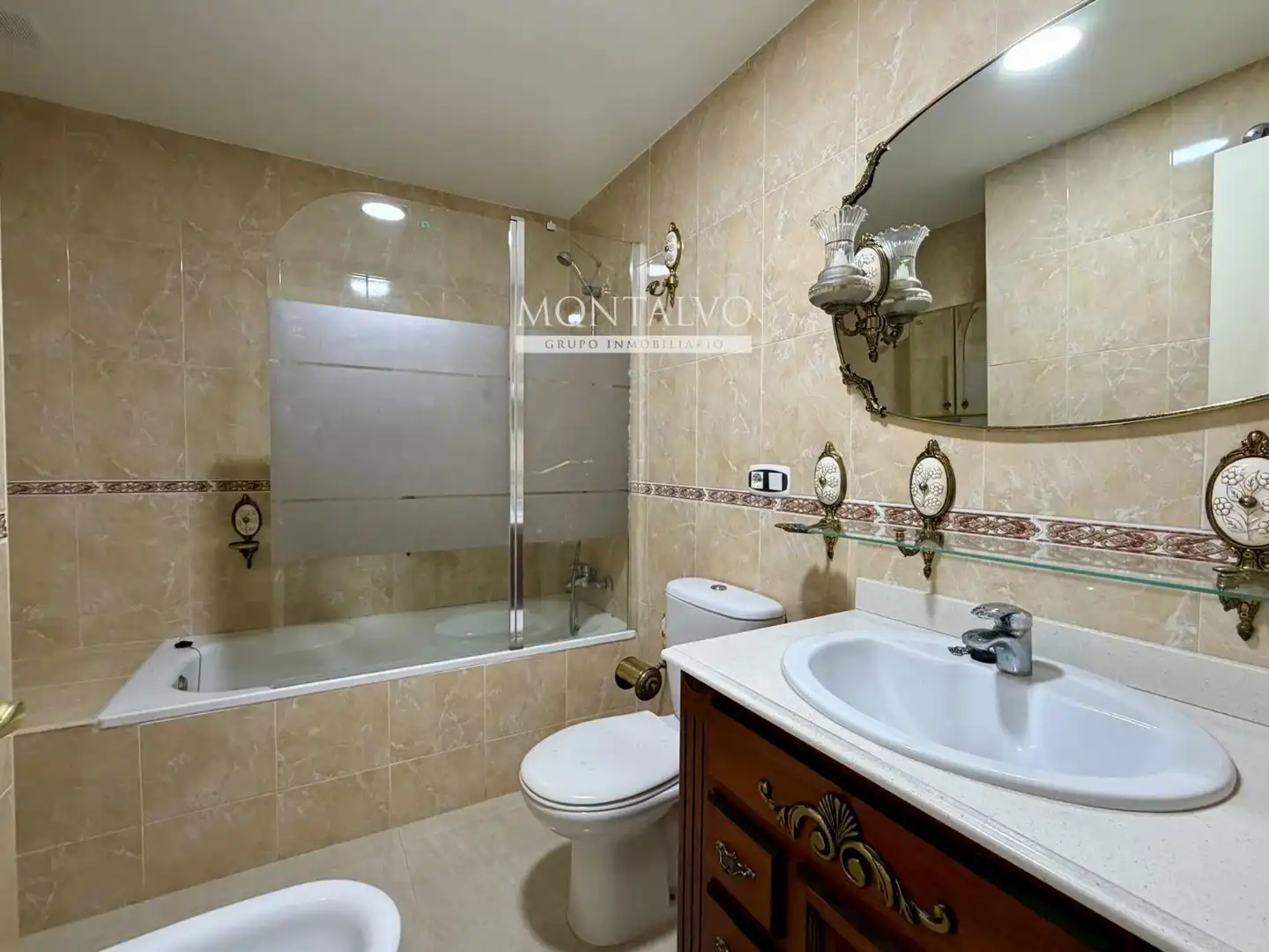 Piso de 211 m² en Atarfe