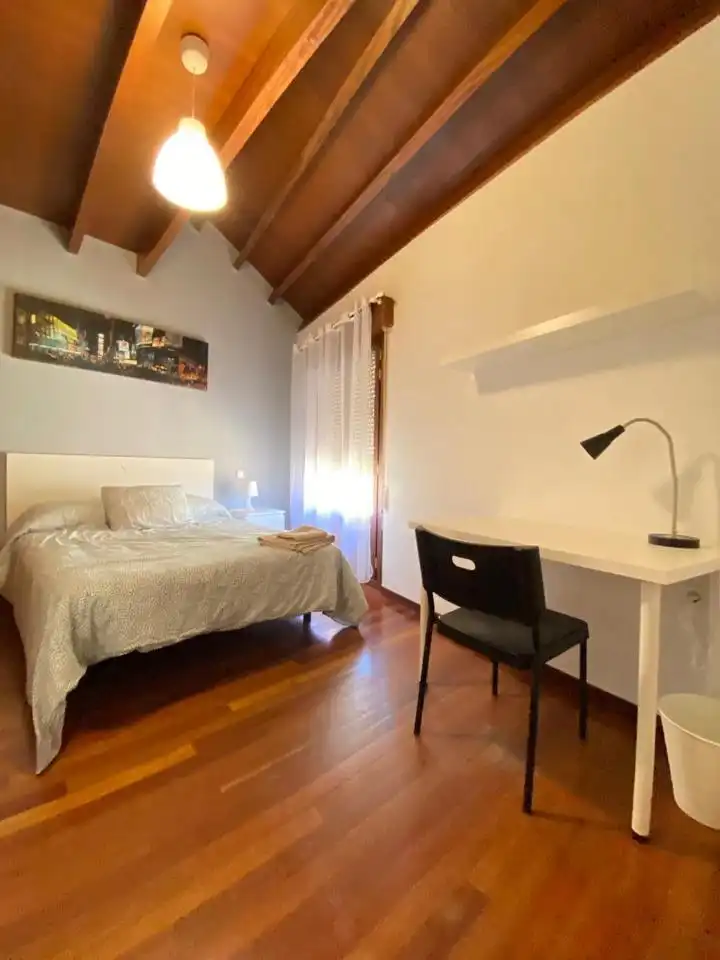 Quarto para alugar, Segovia