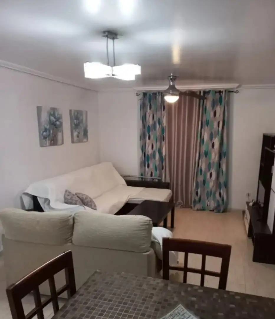 Wohnung 95 m² in Algeciras