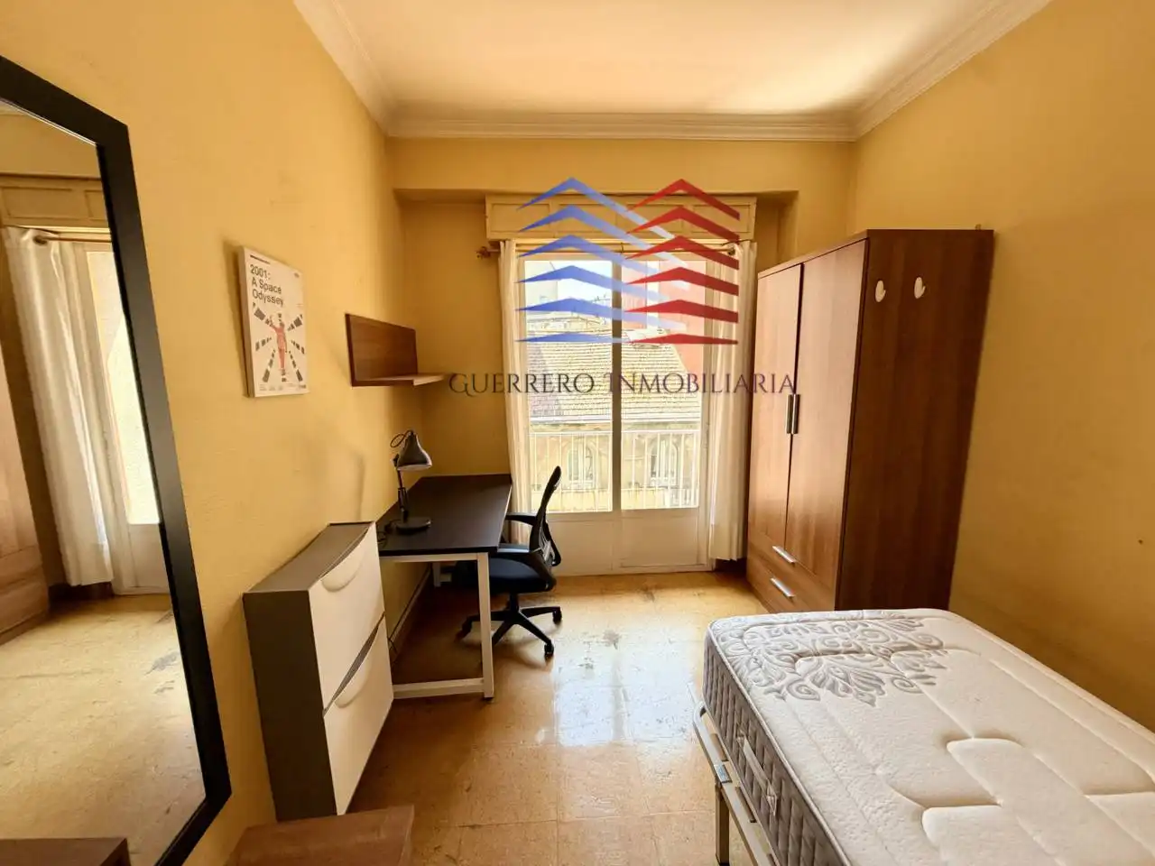 Piso de 100 m² en Ourense