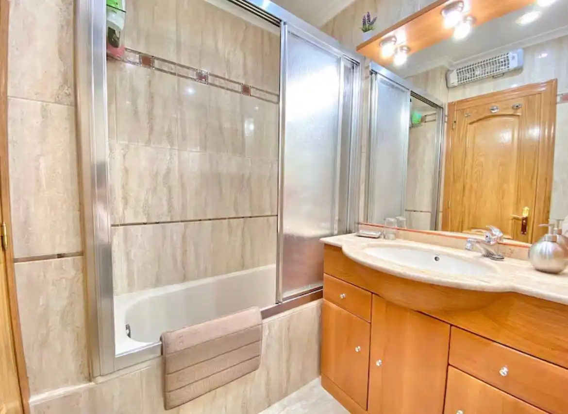 Piso de 65 m² en Gijón