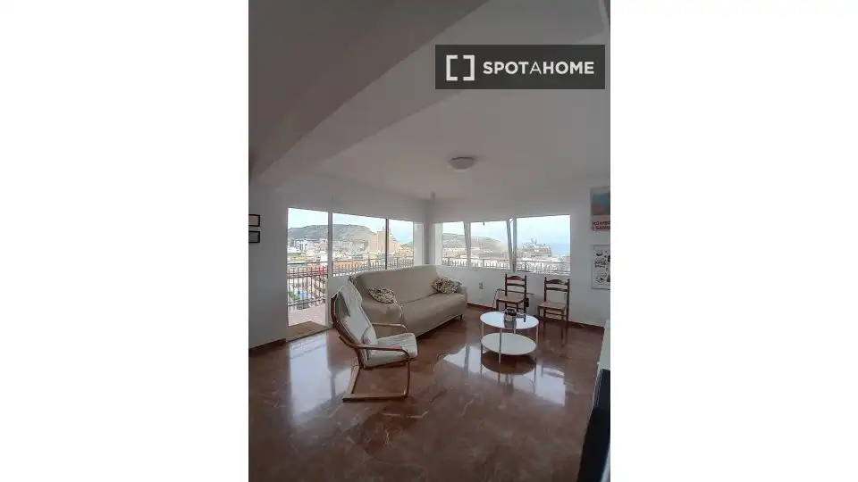 Habitación 161 m², Alicante