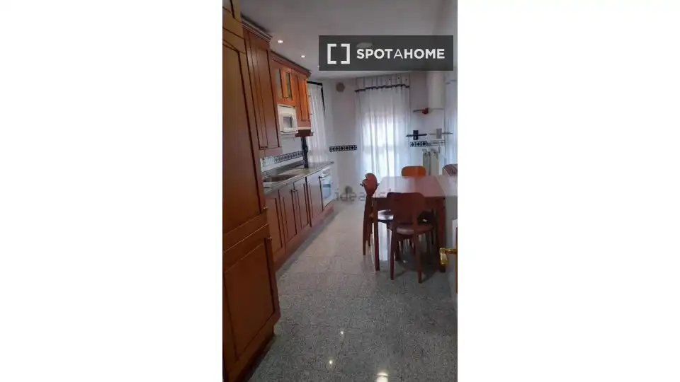 Habitación 12 m², Valencia